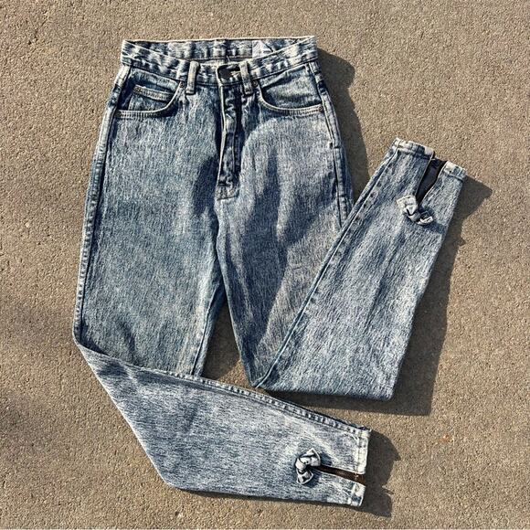 Vintage 80s Pure Jeanswear Zipper Ankle Bow Acid Wash High Rise Taper Jeans - Picture 1 of 6